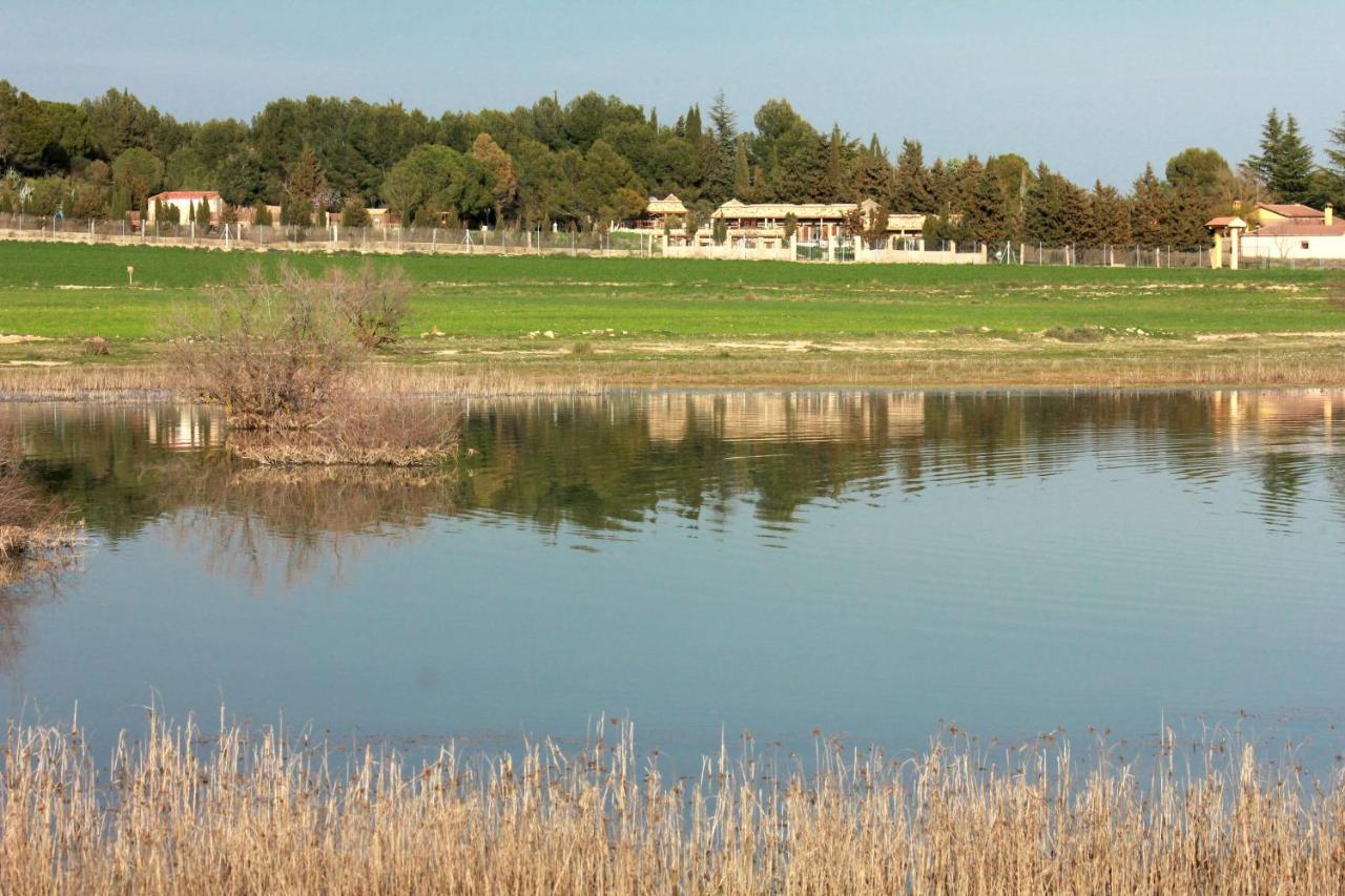 הוילה Montmesa Casa Mirlo מראה חיצוני תמונה